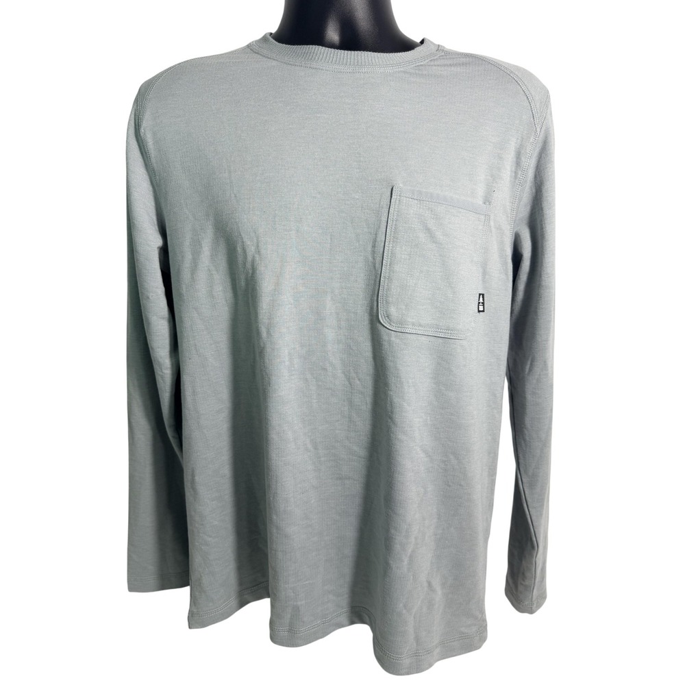 Bass Outdoor Shirt Mens Medium Quarry Gray Utili-Tee Long Sleeve Pocket Stretch
